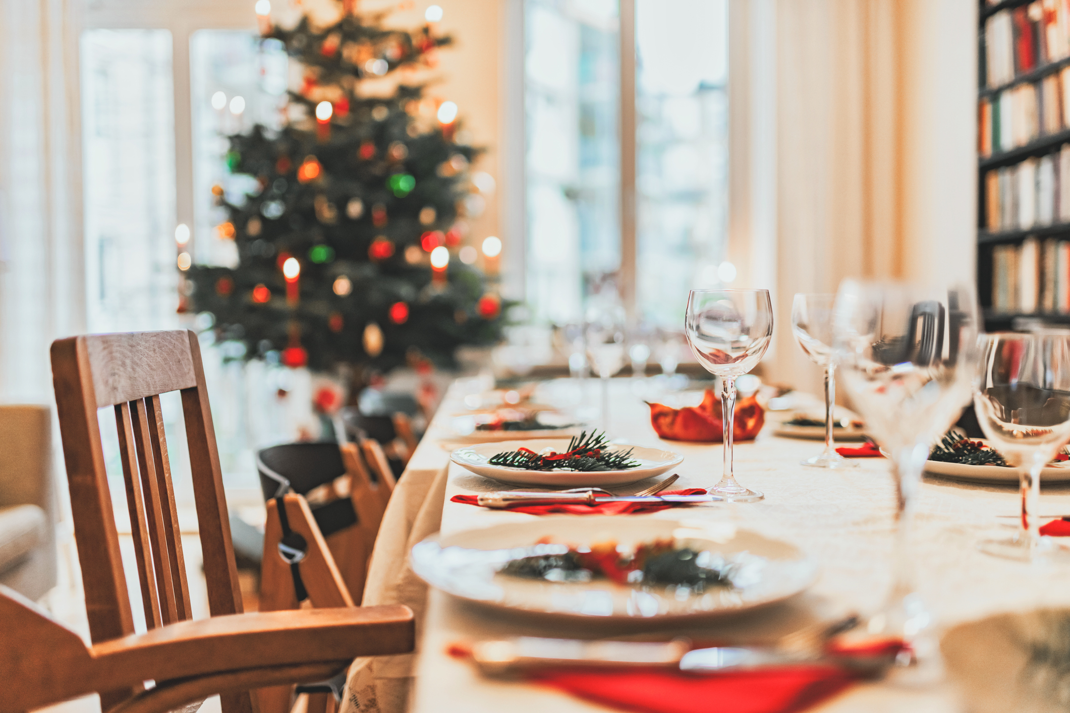 festive decorated christmas dining table